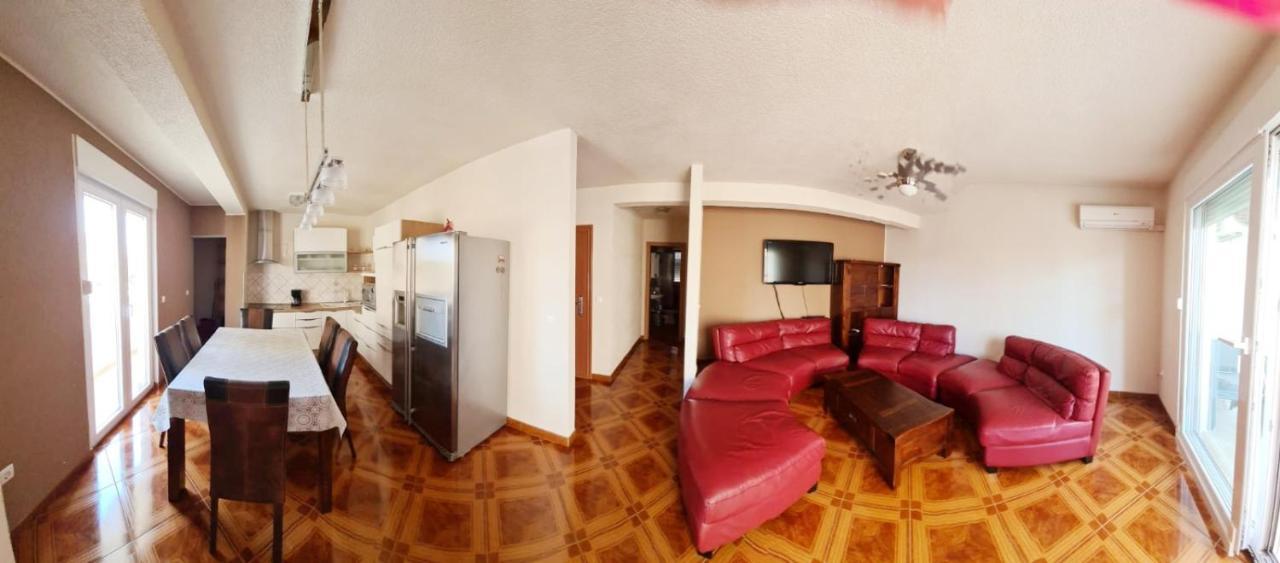 Apartments Naomi And Marsel トロギール エクステリア 写真