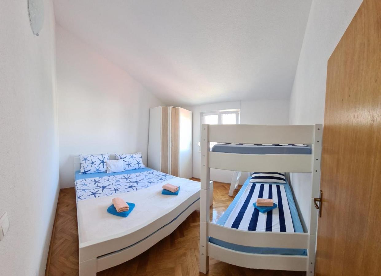 Apartments Naomi And Marsel トロギール エクステリア 写真