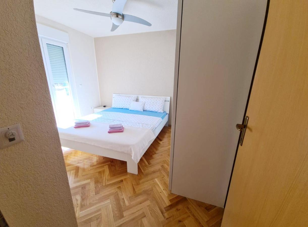 Apartments Naomi And Marsel トロギール エクステリア 写真